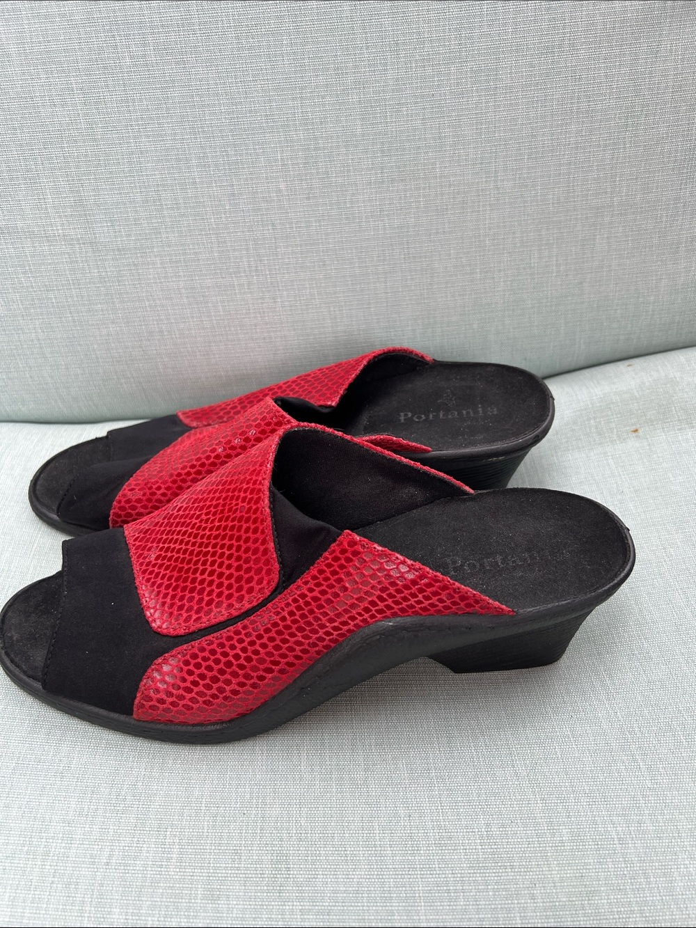 Red Snake-Print Slide Mules with Black Suede euro 40/US 9